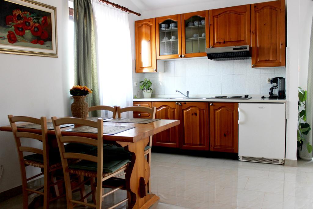 Apartments Cavae Romanae Медулин Екстер'єр фото