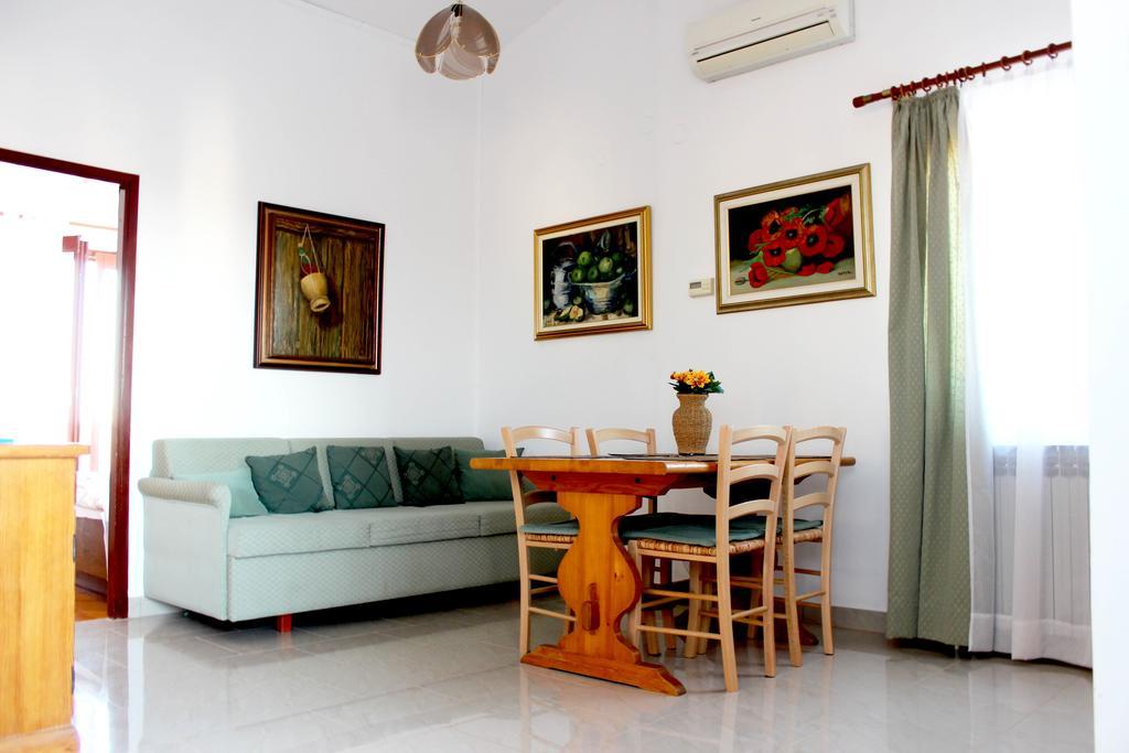 Apartments Cavae Romanae Медулин Екстер'єр фото